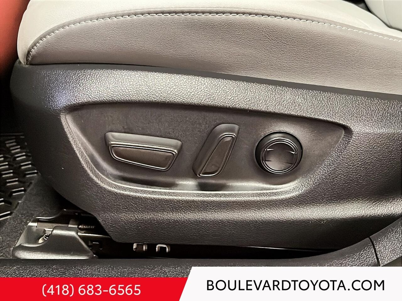 Toyota Prius Prime 100062A-60 | GROUPE TECHNOLOGIE 2020 Rouge Québec - photo #9