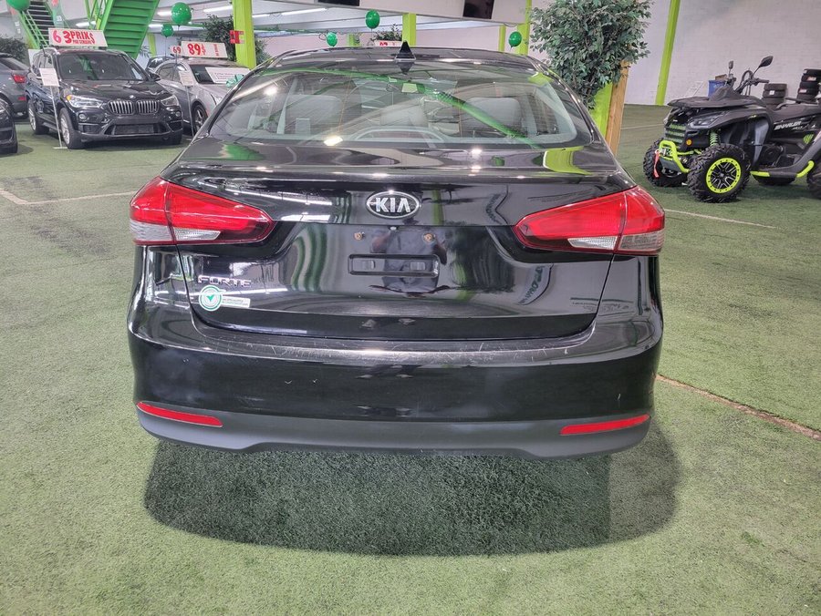 2017 Kia Forte 2017 Black