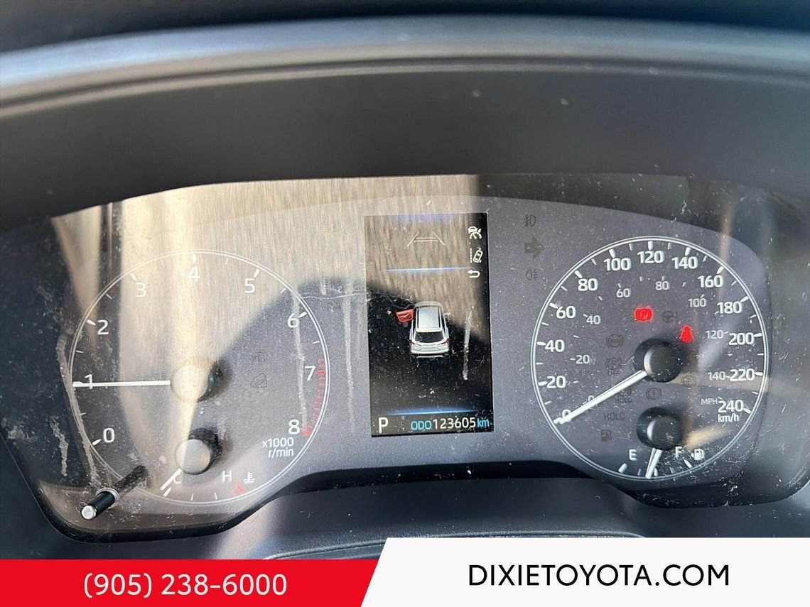 2024 Toyota Corolla Cross Heated Seats, Bluetooth Jet Black Mica Mississauga - photo #17