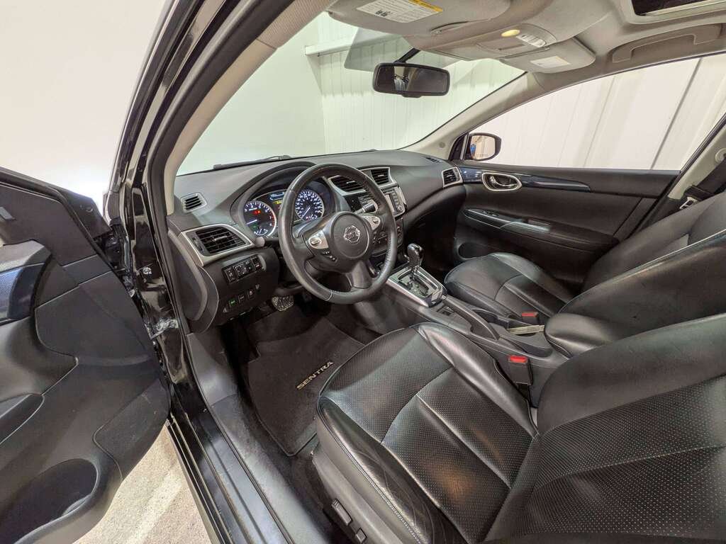 Nissan Sentra 4dr Sdn CVT SR Turbo 2017 Noir Val-David - photo #9