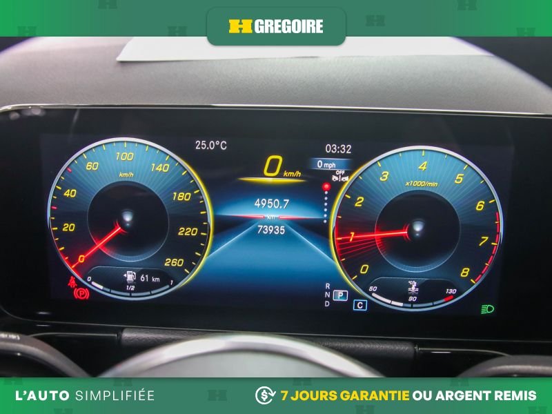 2023 Mercedes Benz GLA250 Black Saint-Eustache - photo #10