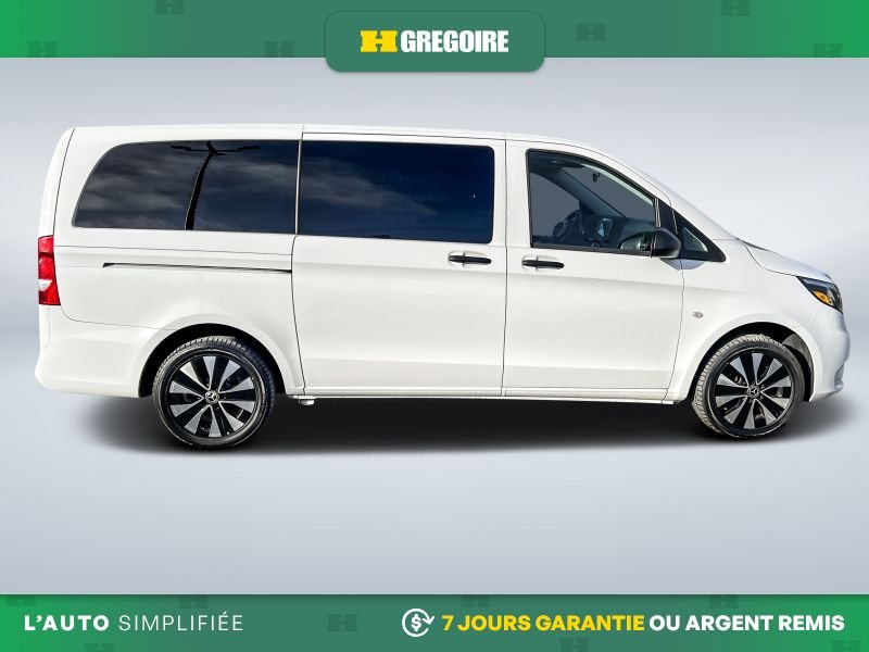 Mercedes Benz Metris 2022 Blanc Laval - photo #10