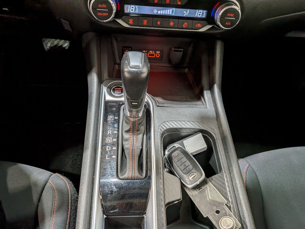 Nissan Sentra SR Manual 2024 Orange Val-David - photo #25