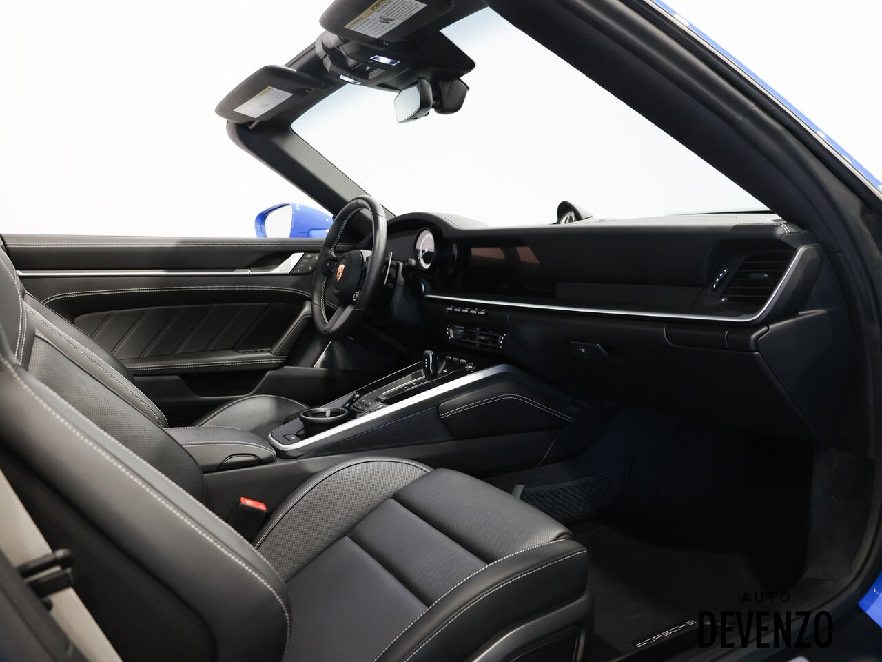 2023 Porsche 911 Blue Saint-Eustache - photo #5