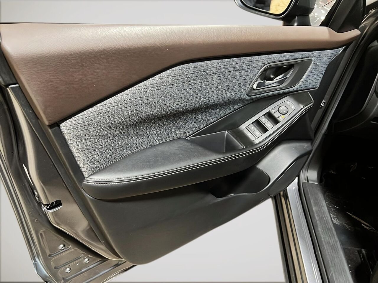 Nissan Rogue 2023 Gris Québec - photo #10