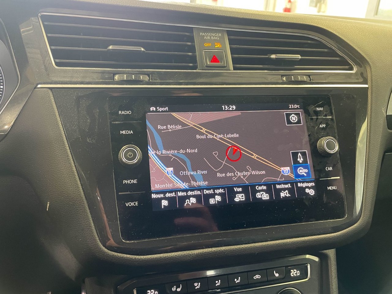 Volkswagen Tiguan HIGHLINE 4MOTION *TOIT* NAV CUIR SIÈGES CHAUFF 2018 Noir Saint-Jérôme - photo #3