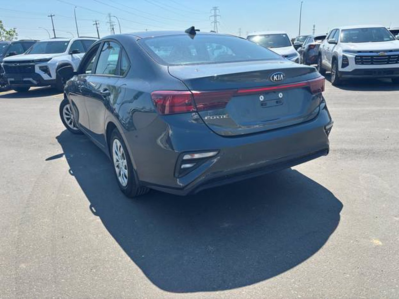 2021 Kia Forte LX IVT Grey Sherwood Park - photo #3
