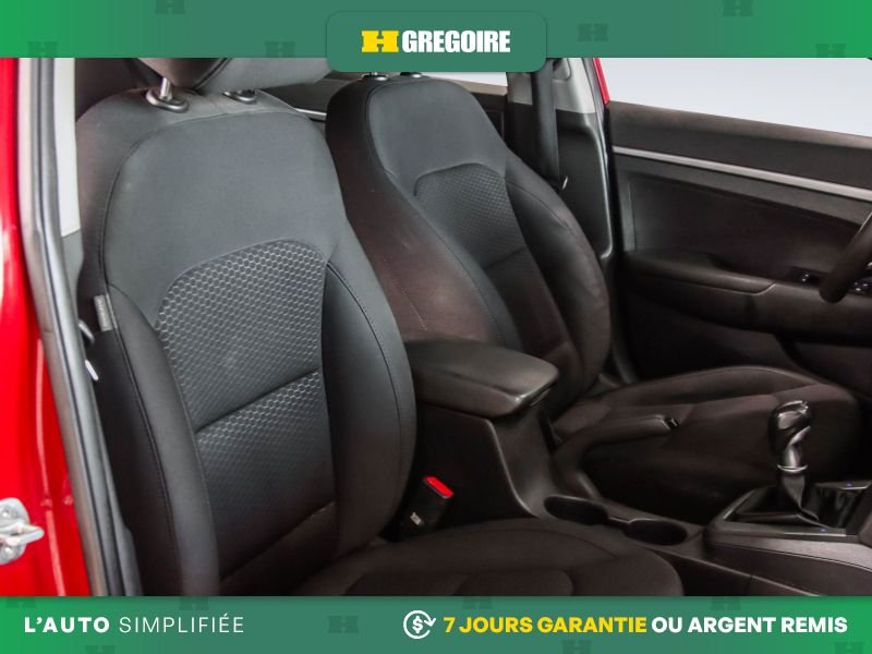 2019 Hyundai Elantra Red Blainville - photo #28