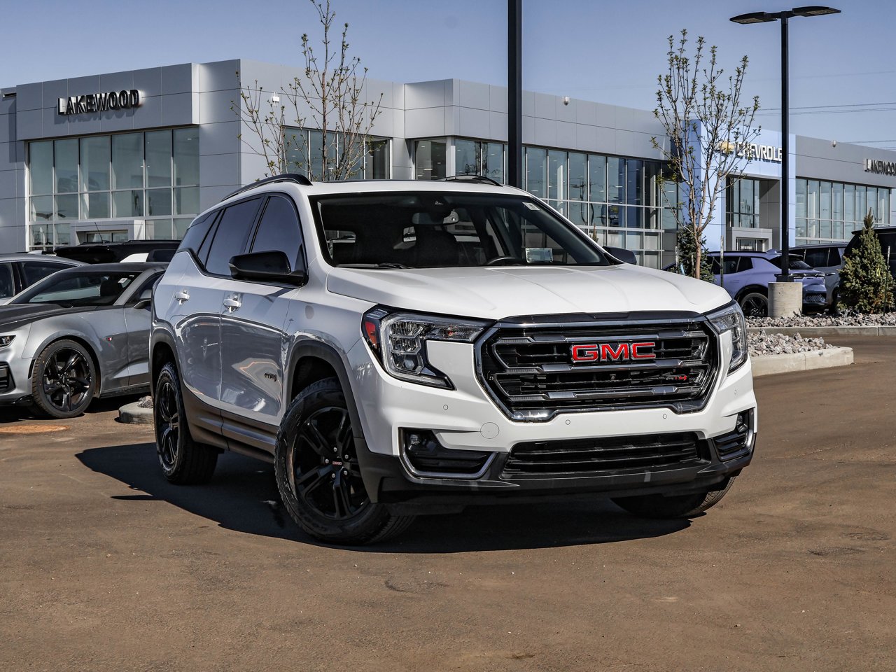 2022 GMC Terrain AWD 4dr AT4 White Sherwood Park - photo #1
