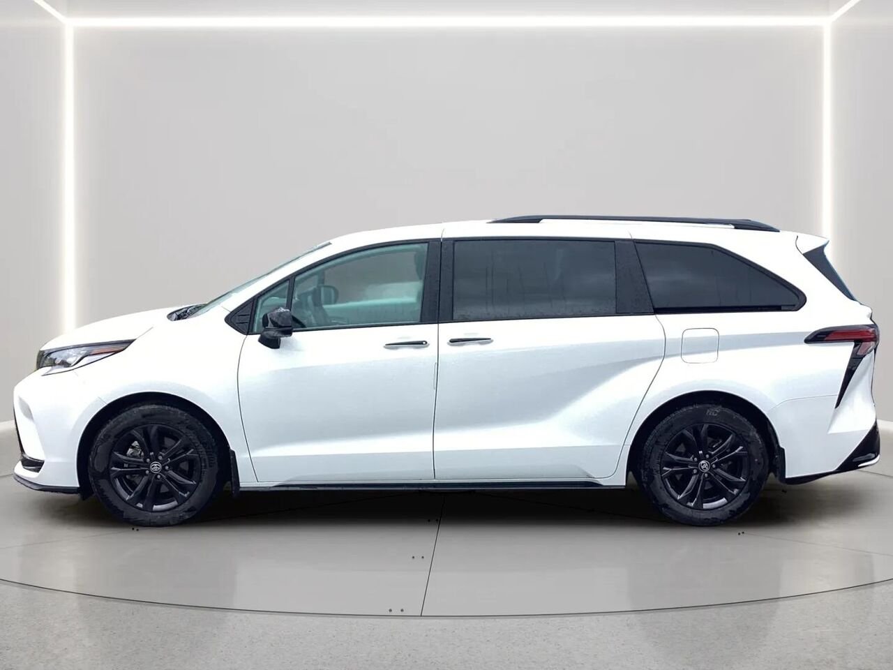 Toyota Sienna 2026 Blanc Gatineau - photo #1