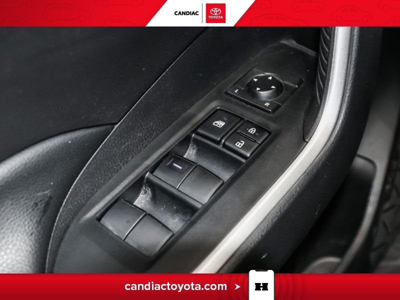 2022 Toyota Rav 4 Silver Blainville - photo #17