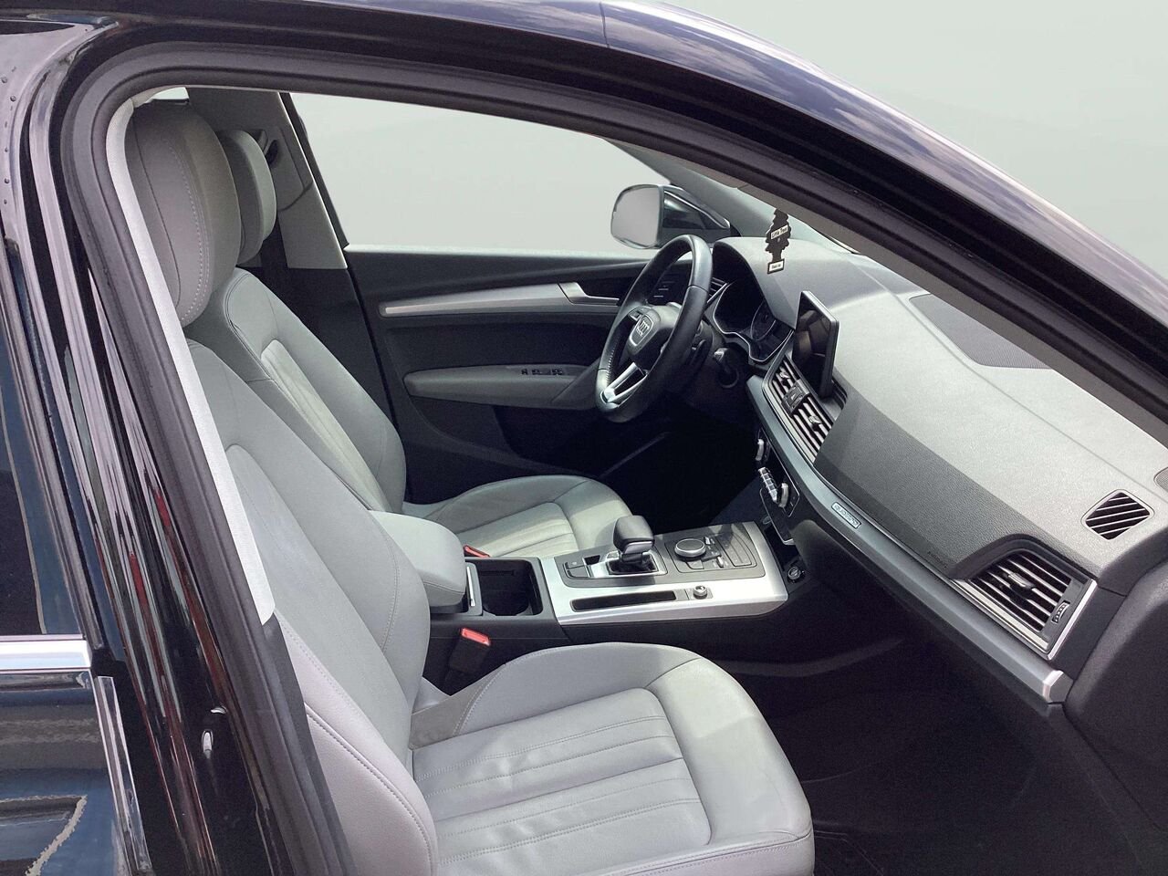 2019 Audi Q5 Black Gatineau - photo #16