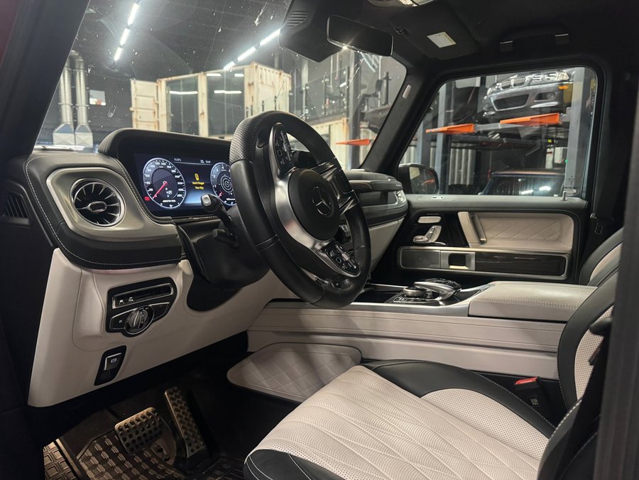 2023 Mercedes-Benz G-Class 2023 Hyacinth Red Magno