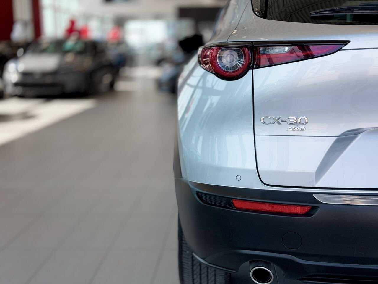 2023 Mazda CX-30 Silver Notre-Dame-des-Prairies - photo #13