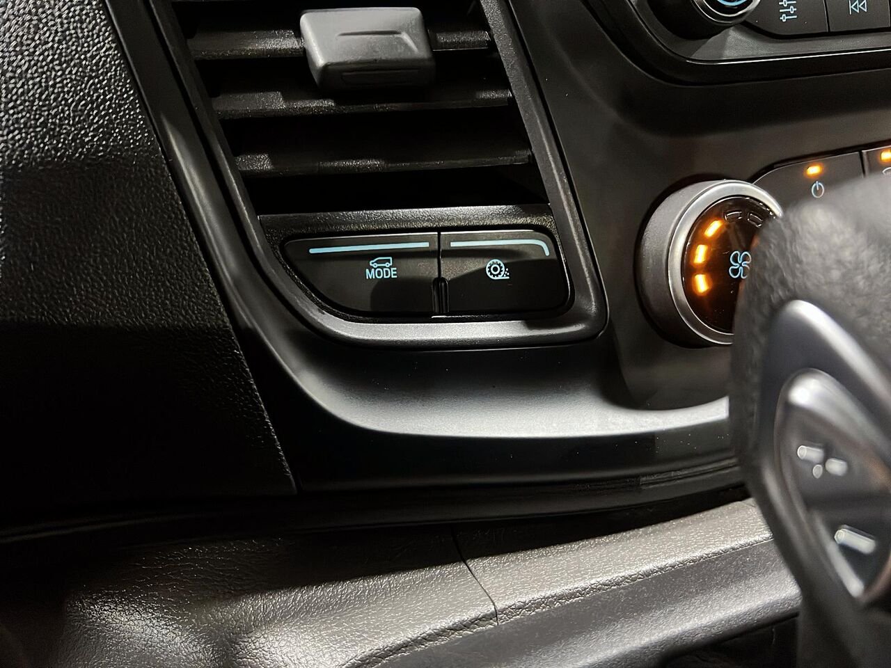 2024 Ford Transit fourgon utilitaire White Québec - photo #15