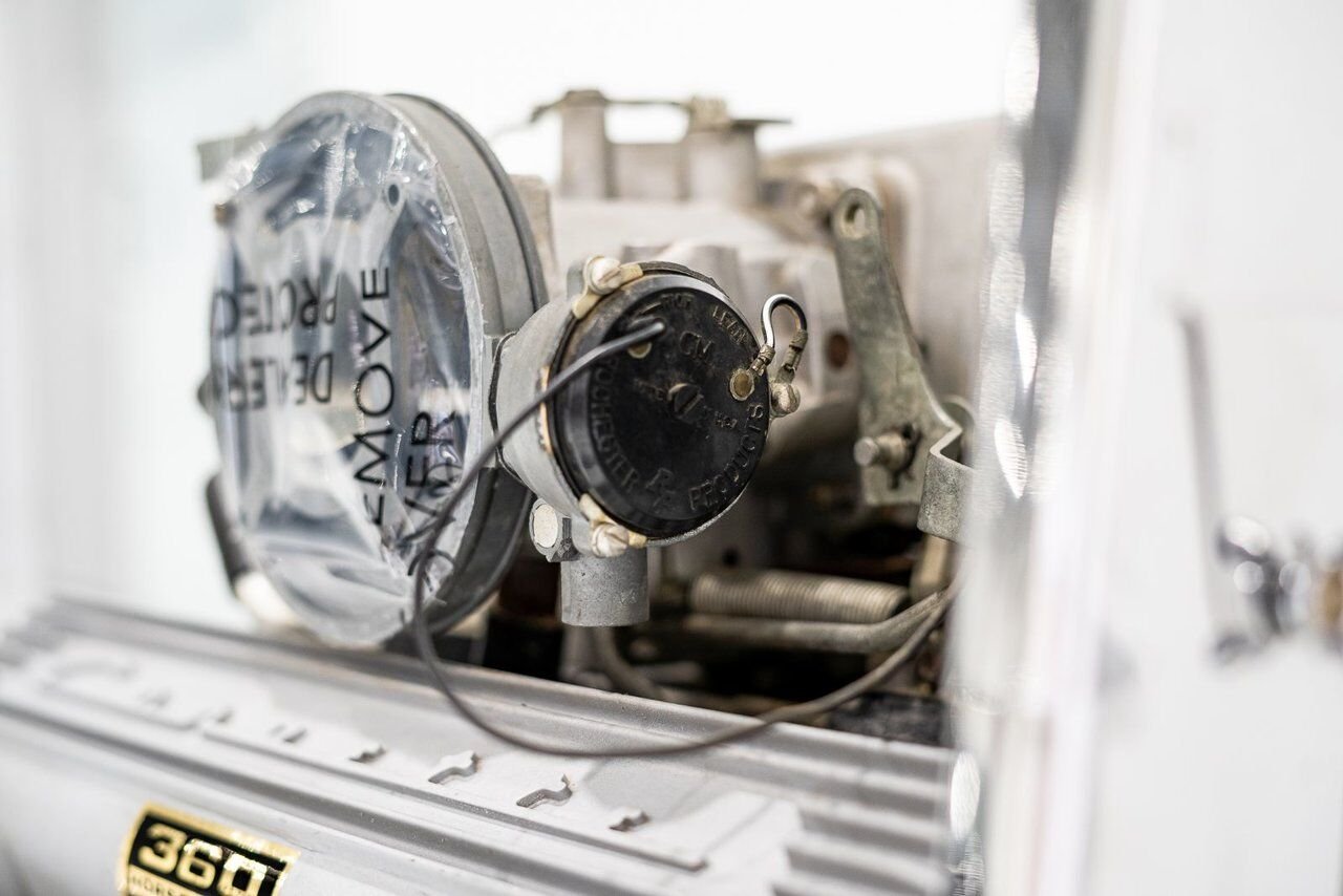 1962 Chevrolet 327/360HP PRIX EN USD | Fuelie Original Factory Motor never installed or stamped Montreal - photo #44