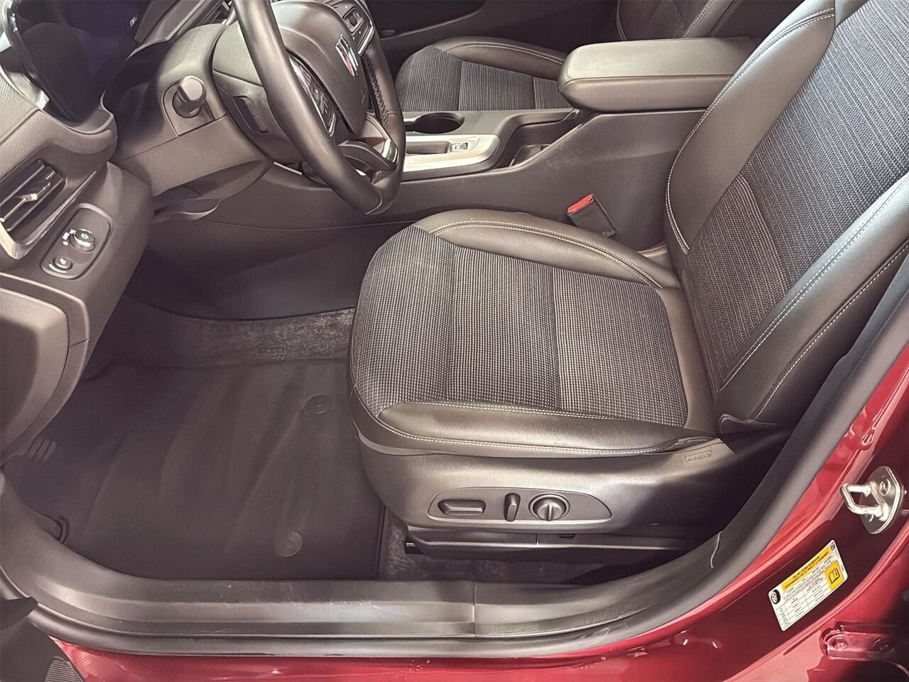 BUICK ENVISTA PRIVILEGE PREFERRED 2024 Rouge Saint-Hyacinthe - photo #8