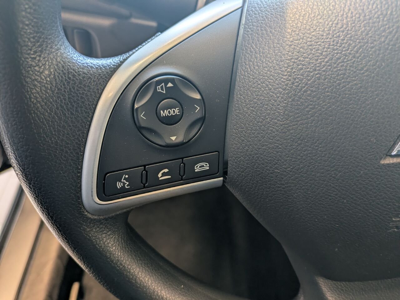 2024 Mitsubishi RVR Grey Gatineau - photo #6