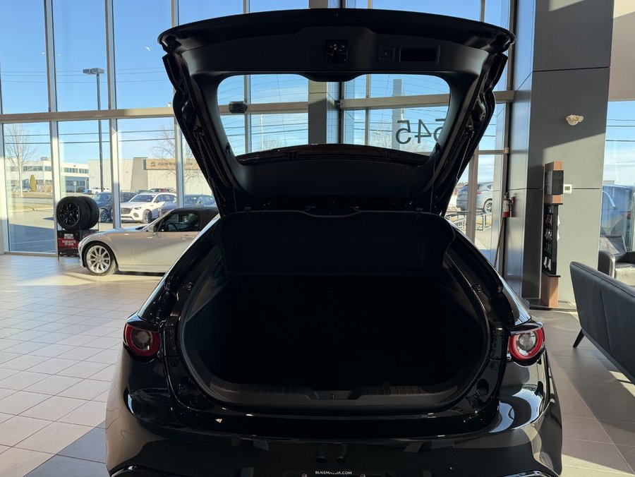 2026 MAZDA Mazda3 Sport 2026 Noir de jais mica