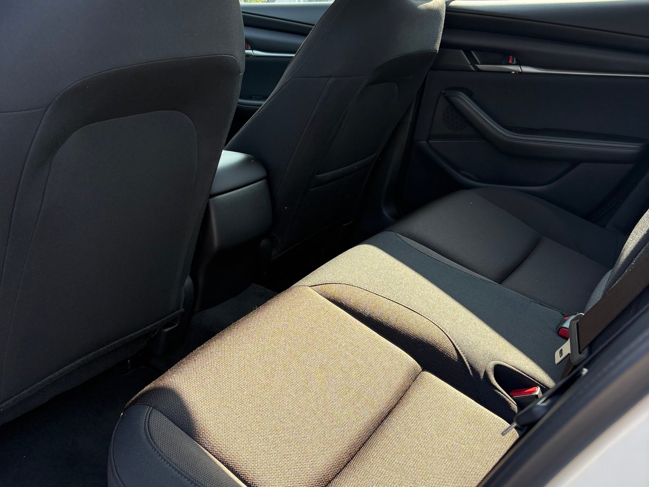 2025 MAZDA Mazda3 GS Snowflake White Pearl Châteauguay - photo #6