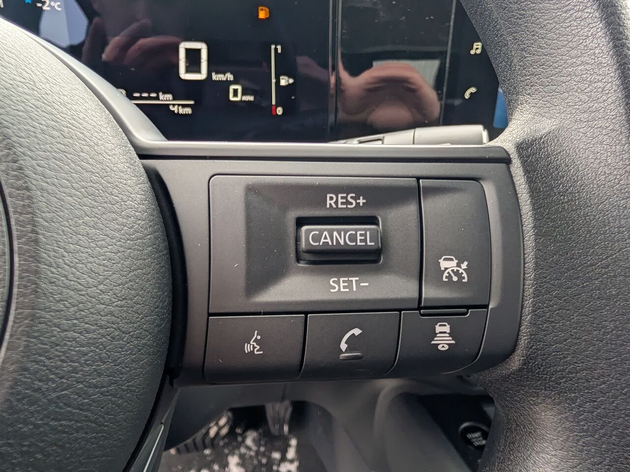 Nissan Kicks KICKS S 2026 Bleu foncé nacré Châteauguay - photo #18