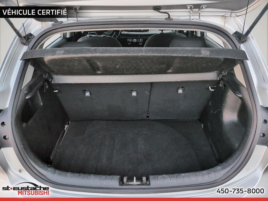Kia Rio 5 portes LX+ AUTOMATIQUE-BANC ET VOLANT CHAUFFANT-CAMERA DE RECUL 2018 Argent