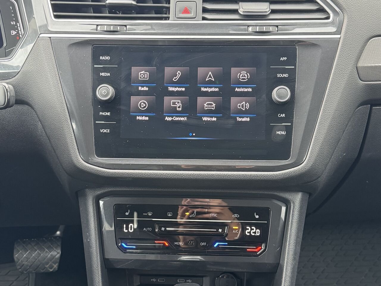Volkswagen Tiguan 7 PASSAGERS 2022 Blanc Granby - photo #25