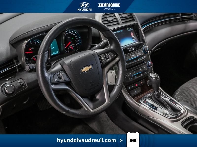 2013 Chevrolet Malibu Red Laval - photo #13