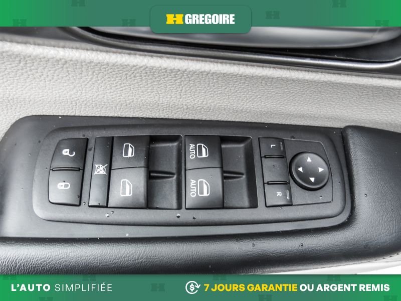 Chrysler Pacifica 2023 Blanc Saint-Eustache - photo #15