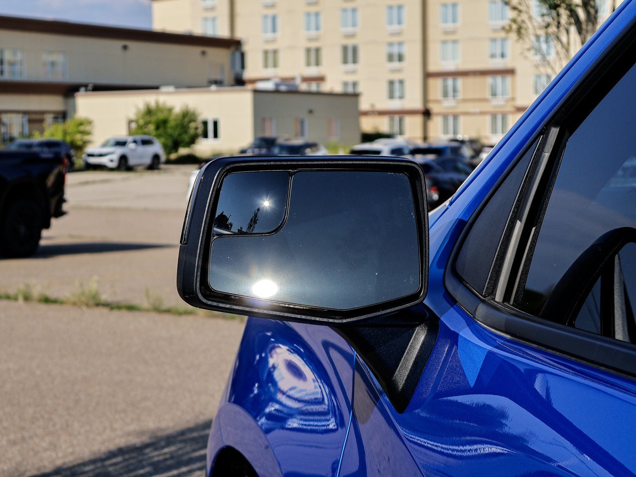 2025 Chevrolet Silverado 1500 4WD Crew Cab 147 LT Trail Boss Blue Sherwood Park - photo #6