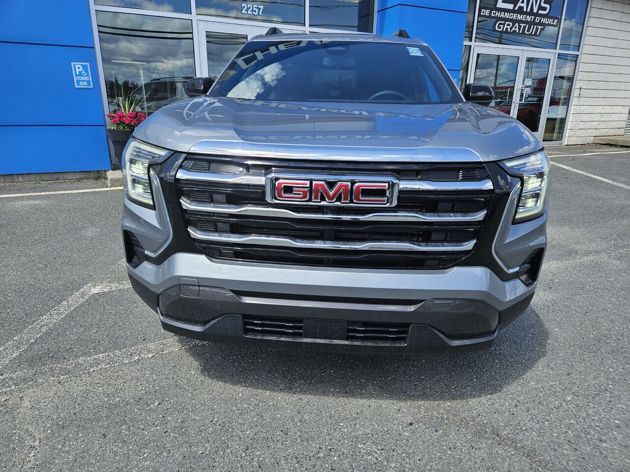 2027 GMC Terrain Élévation 4 portes TI Sterling Metallic Thetford Mines - photo #3