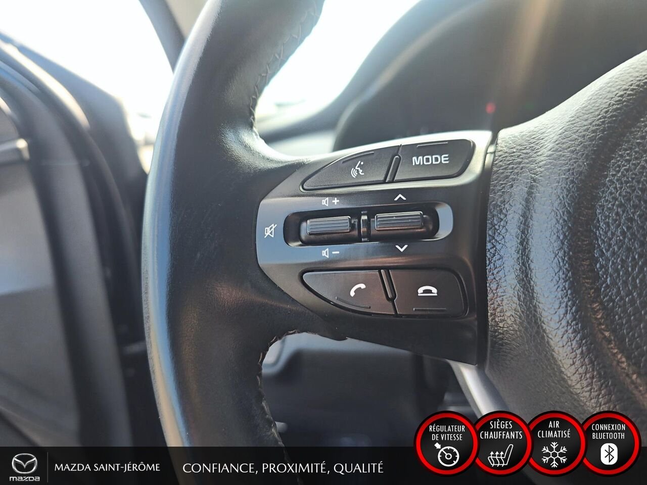 2023 Kia Rio 5 portes Black Saint-Jérôme - photo #13