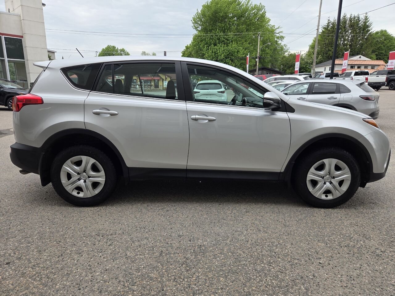 Toyota RAV4 2015 Argent Amos - photo #3