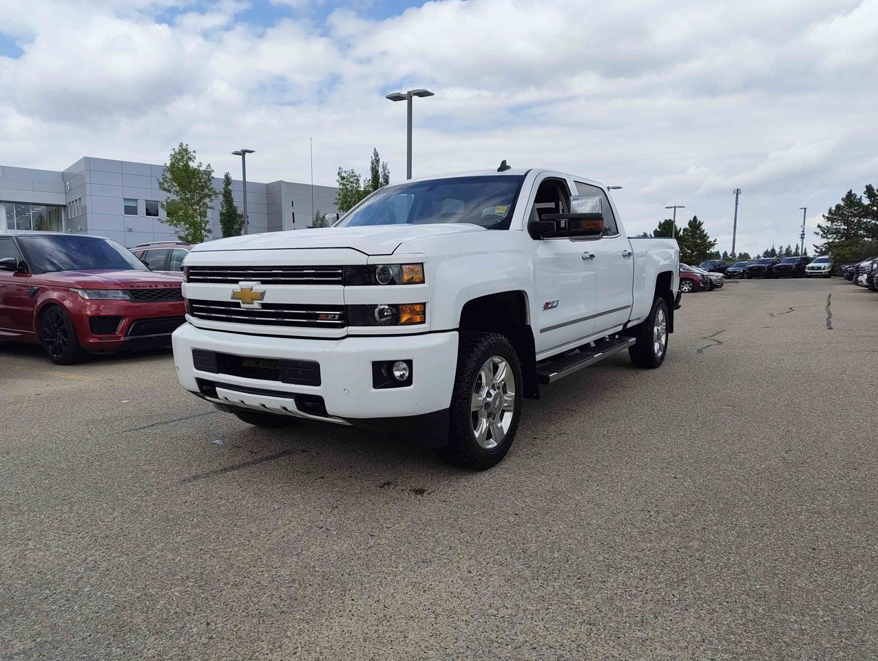 2019 Chevrolet Silverado 2500HD 4WD Crew Cab 153.7 LTZ White Sherwood Park - photo #2