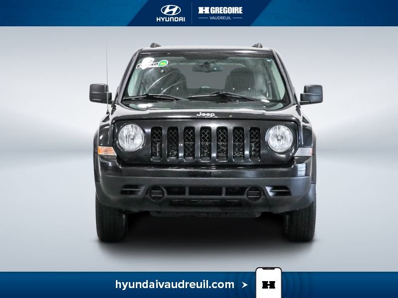 2016 Jeep Patriot Black Laval - photo #2