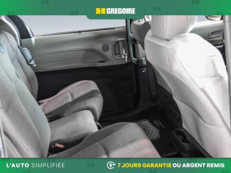 2023 Toyota Sienna Black Saint-Eustache - photo #29
