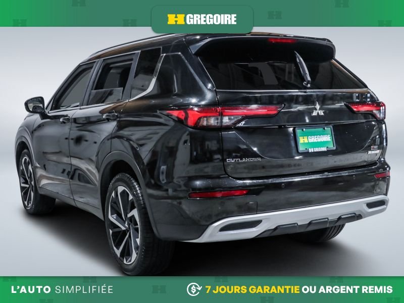 Mitsubishi Outlander 728807 | LE AWD AUTO AC TOIT NAV GR ELECT MAGS CAMERA RECUL 2022 Noir Laval - photo #5