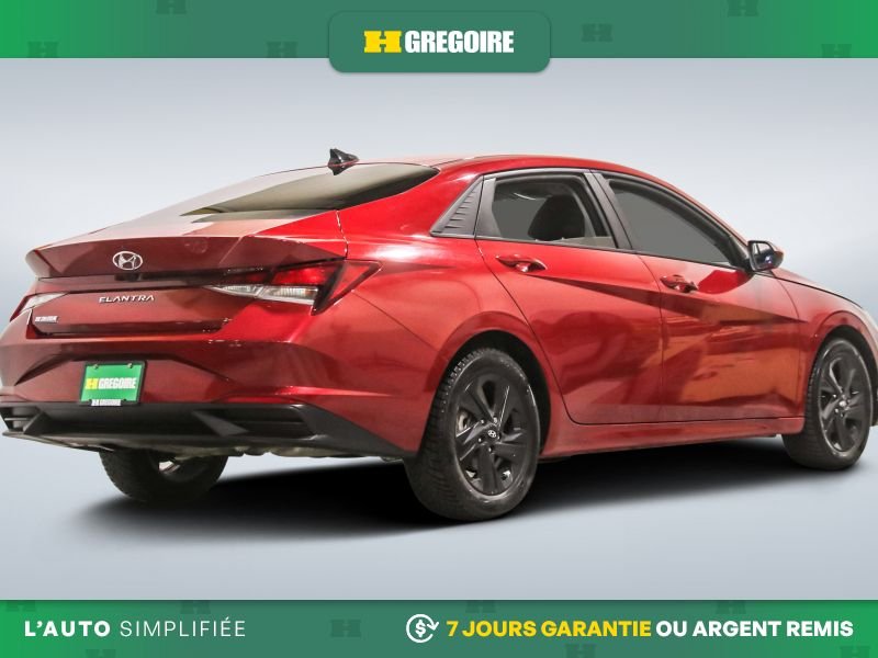 2022 Hyundai Elantra Red Laval - photo #8