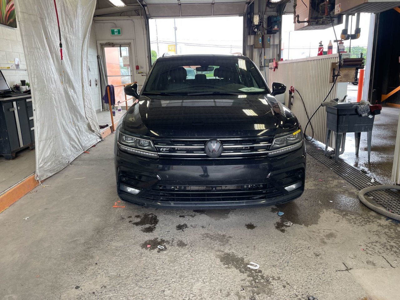 Volkswagen Tiguan HIGHLINE 4MOTION *TOIT* NAV CUIR SIÈGES CHAUFF 2018 Noir Saint-Jérôme - photo #5