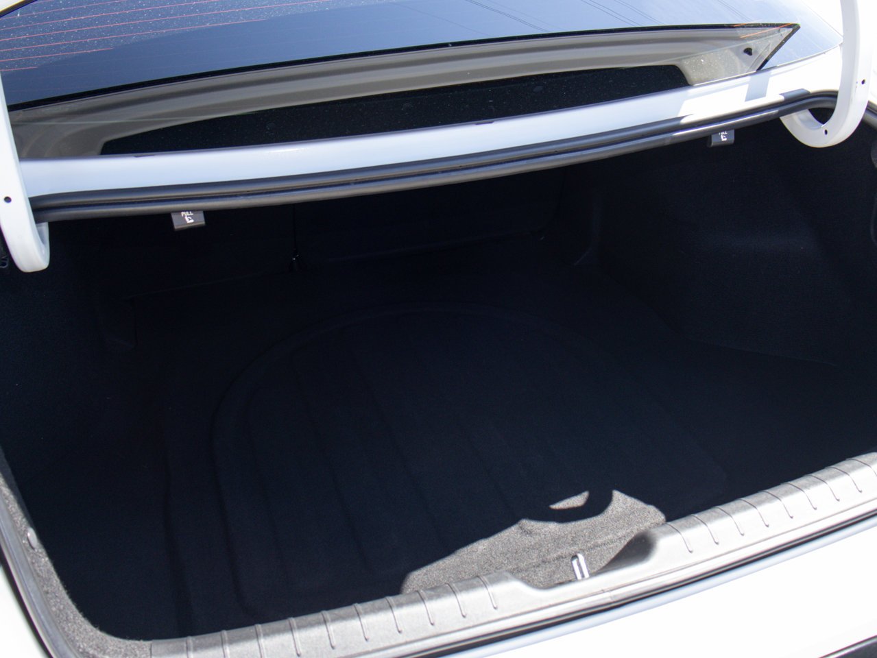 2025 Kia K4 GT-Line Turbo FWD White Sherwood Park - photo #11