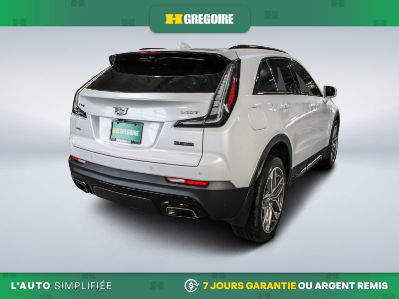 2020 Cadillac XT4 White Saint-Eustache - photo #8