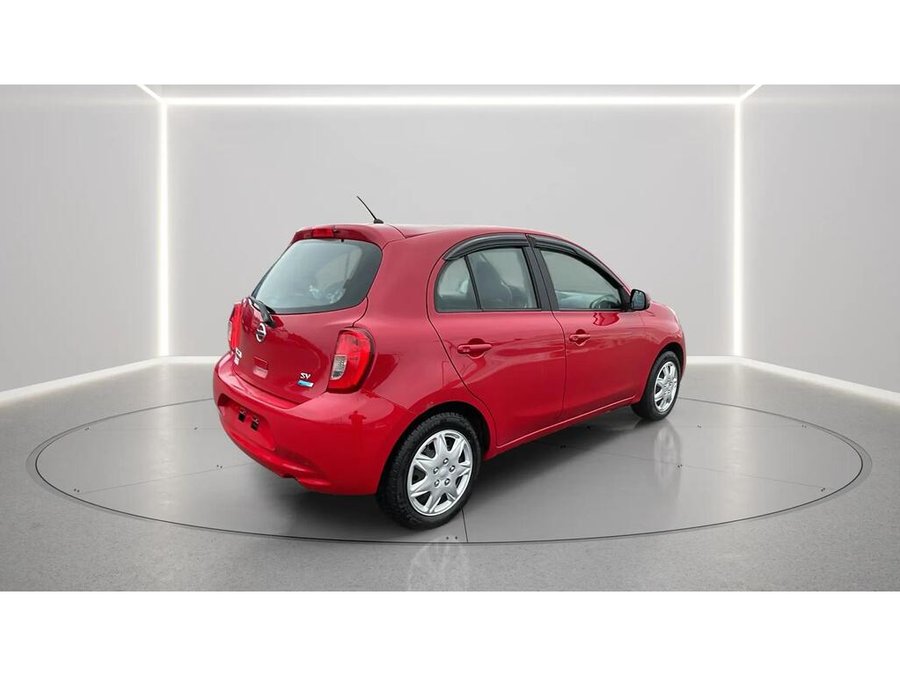 2015 Nissan Micra 2015 Red
