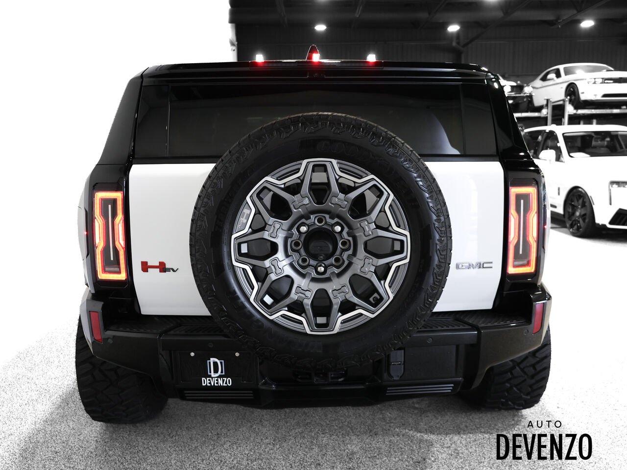 2025 GMC HUMMER EV White Saint-Eustache - photo #3