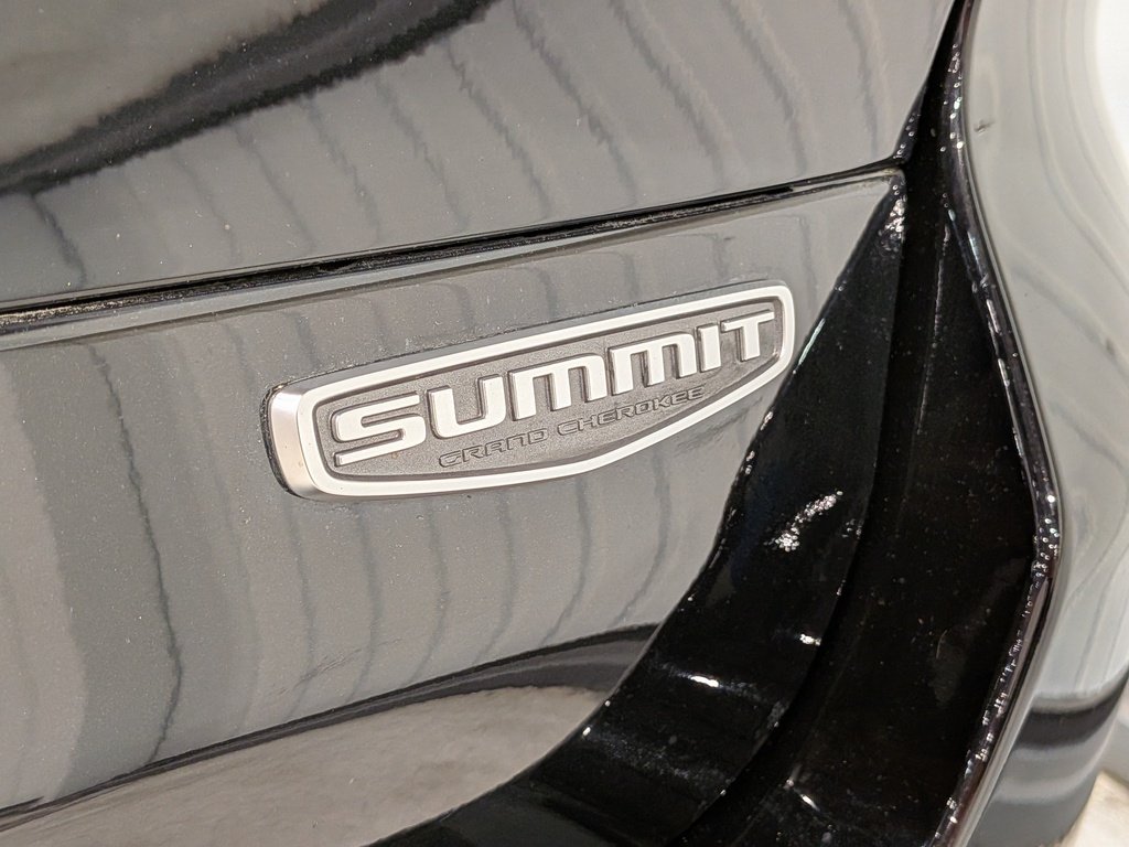 2022 Jeep Grand Cherokee L Summit 4x4 Black Val-David - photo #43