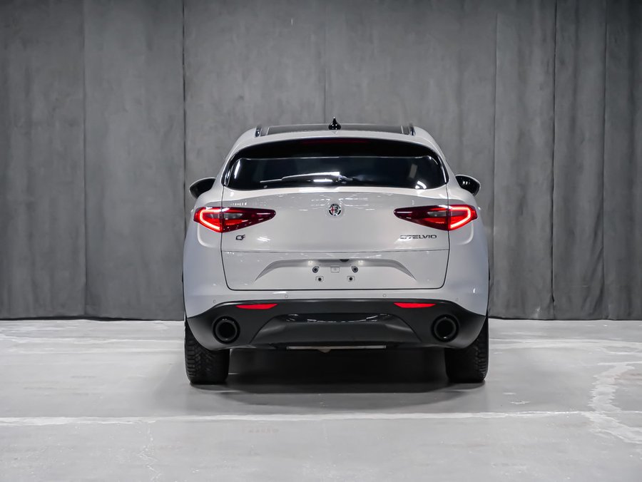 2023 Alfa Romeo Stelvio Sprint Grey