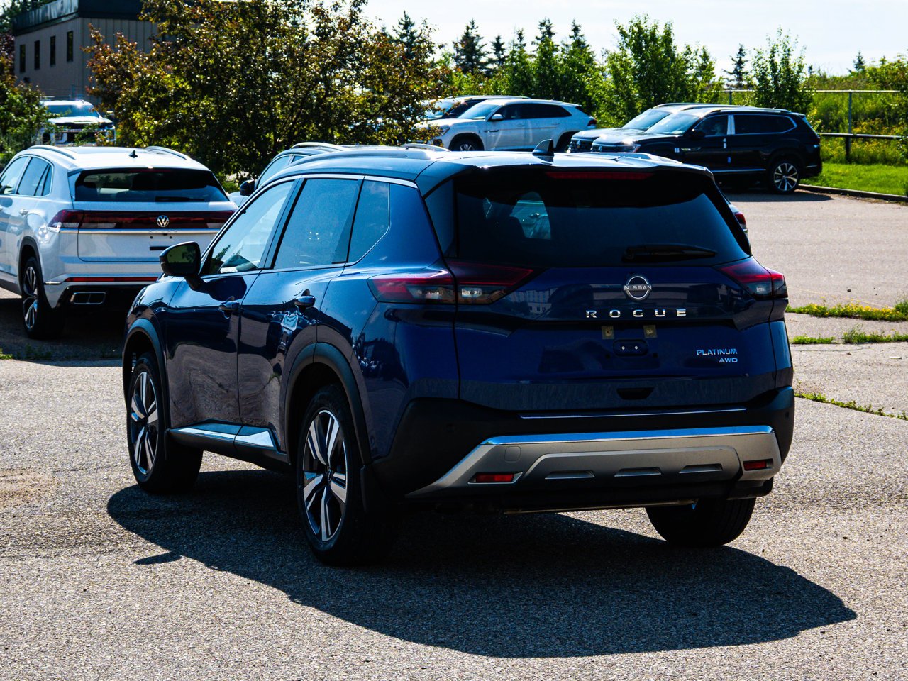 2023 Nissan Rogue AWD Platinum Blue Sherwood Park - photo #10