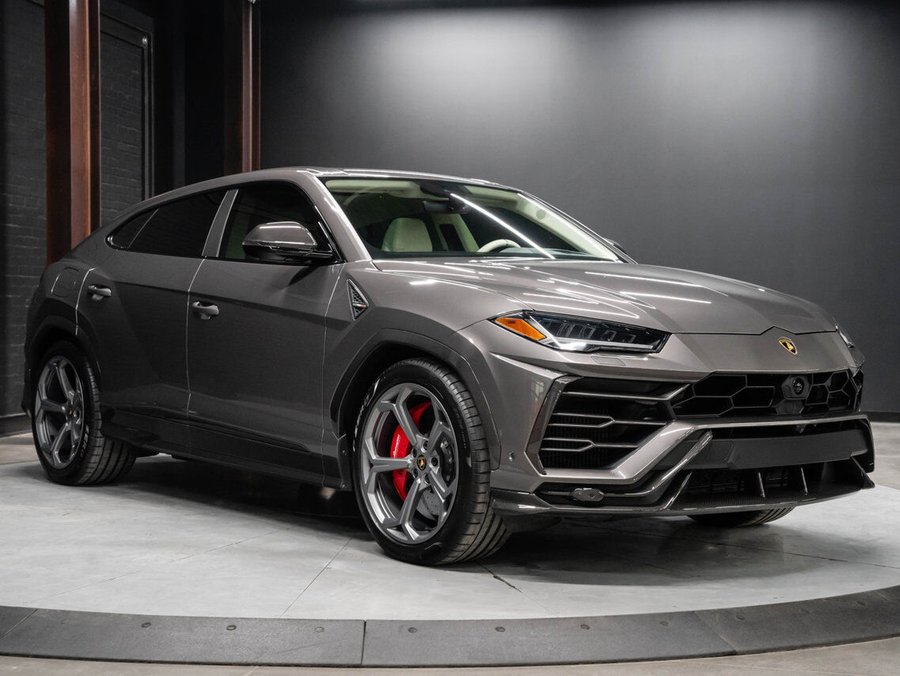 2022 Lamborghini Urus 2022 gray