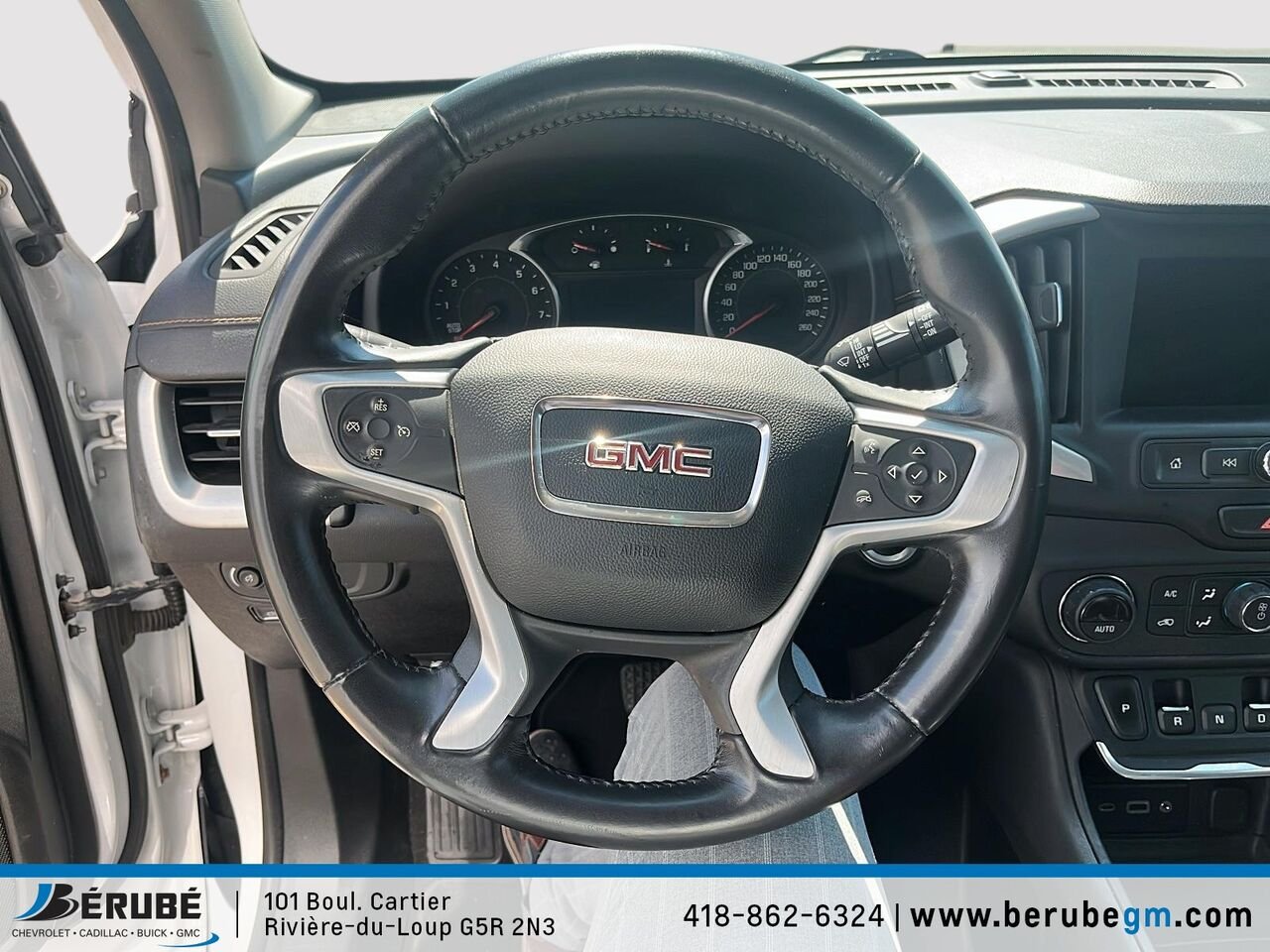 GMC Terrain AWD SLE 2019 Blanc Rivière-du-Loup - photo #10