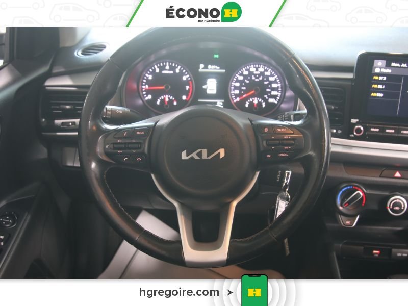 2023 Kia Rio 5 Silver Blainville - photo #18
