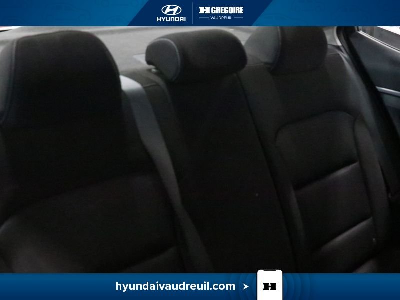 2017 Hyundai Elantra White Laval - photo #31